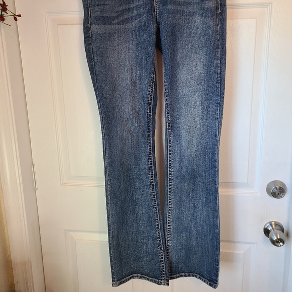 (913) Seven7 Woman's Premium Slim Boot Jeans, Size: 4, Color: Denim Blue - Picture 4 of 14